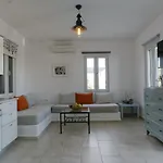 Indigo 3* Livadi (Serifos)