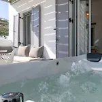 Indigo 3* Livadi (Serifos)