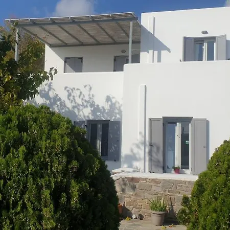 Indigo Aparthotel 3*