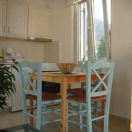 Indigo Lägenhetshotell Livadi (Serifos)