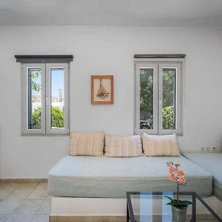 Indigo Lägenhetshotell Livadi (Serifos)