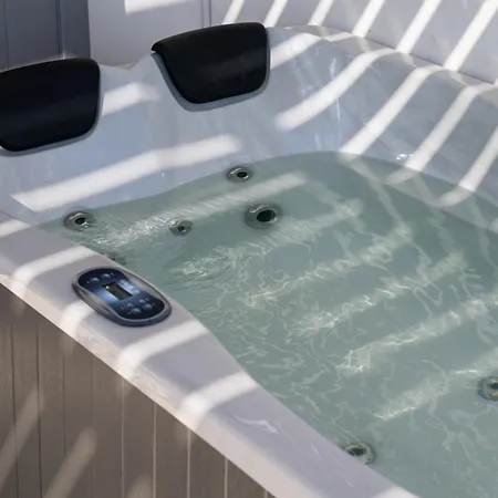 Lägenhetshotell Indigo Livadi (Serifos)