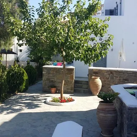 Hotel apartamentowy Indigo Livadi (Serifos)