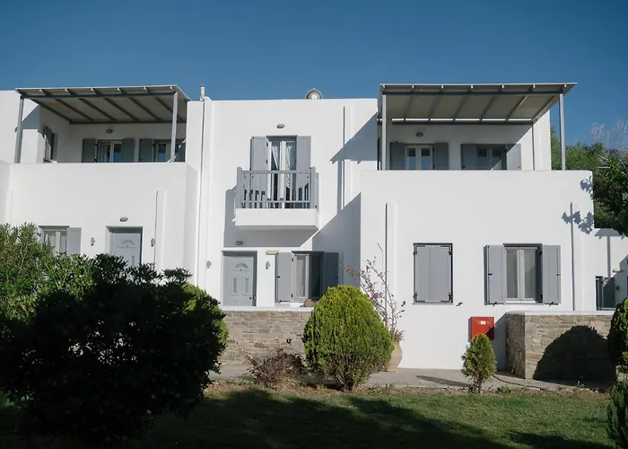 Indigo Livadi (Serifos)