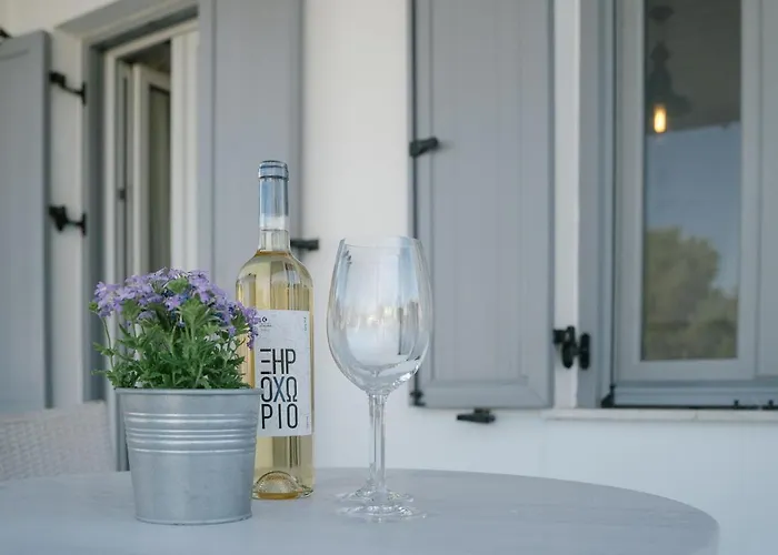 Indigo Aparthotel Livadi (Serifos)