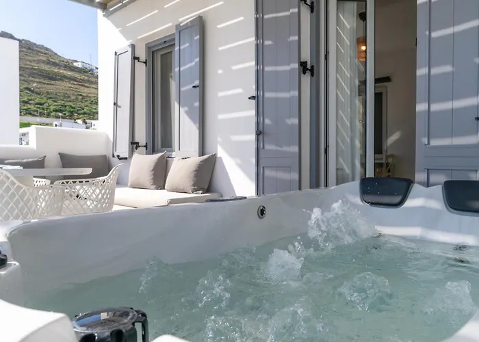 Indigo 3* Livadi (Serifos)